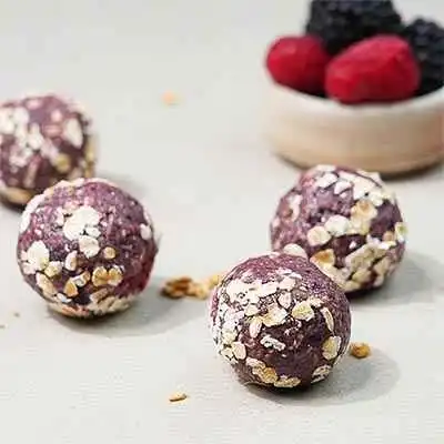 Peanut Butter Berry Nibbles